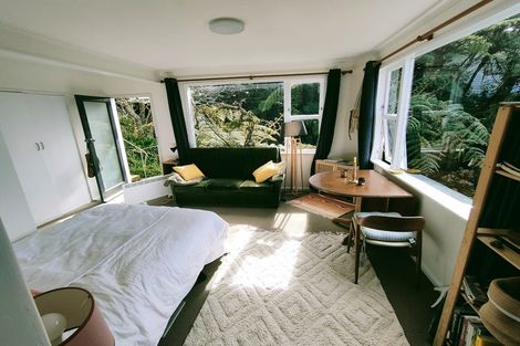 Photo of property in 21 Highbury Crescent, Highbury, Wellington, 6012