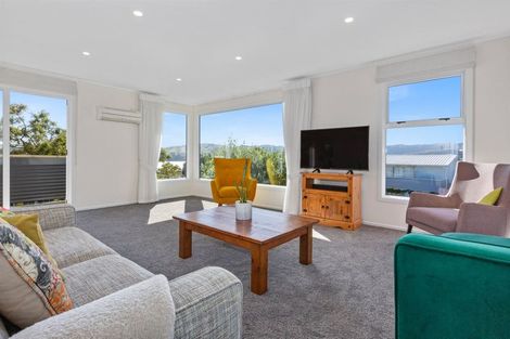 Photo of property in 28 Spinnaker Drive, Whitby, Porirua, 5024