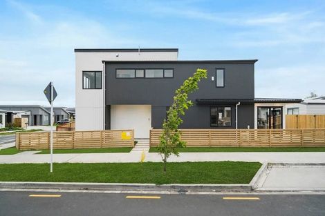 Photo of property in 24 Clayden Shuttleworth Street, Papakura, 2110