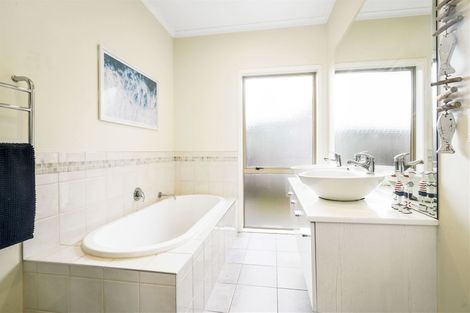 Photo of property in 8 The Ford, Huntington, Hamilton, 3210