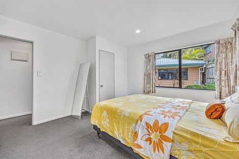 Photo of property in 364a Glenfield Road, Glenfield, Auckland, 0629