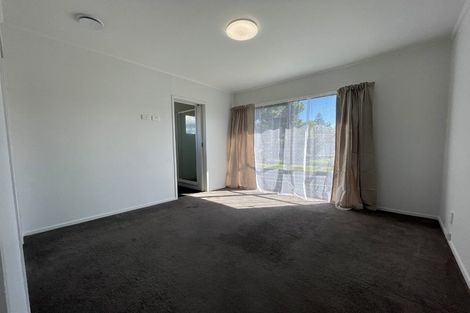 Photo of property in 4 Mon Desir Place, Manurewa, Auckland, 2102