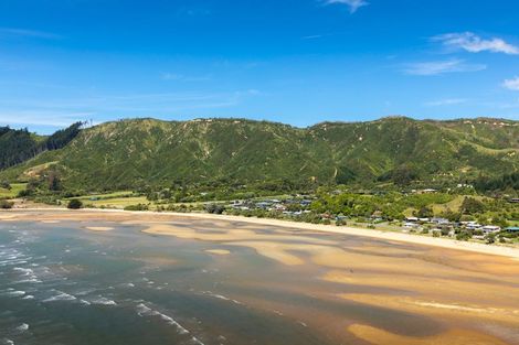 Photo of property in 1130 Abel Tasman Drive, Ligar Bay, Takaka, 7183