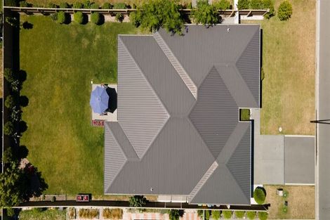 Photo of property in 85 Shillingford Boulevard, Rolleston, 7615