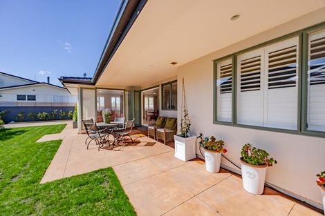 Photo of property in 11b Bedford Terrace, Waipukurau, 4200