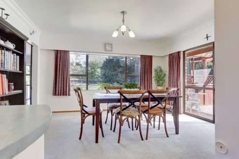 Photo of property in 5 Weraroa Road, Waverley, 4510