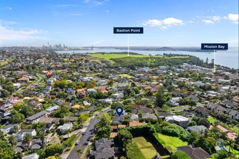 Photo of property in 1/36 Nihill Crescent, Mission Bay, Auckland, 1071