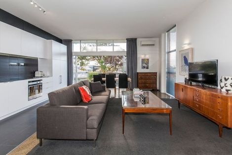 Photo of property in 5/1 Wiggins Street, Sumner, Christchurch, 8081