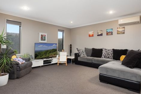 Photo of property in 21 Oakwood Way, Papamoa Beach, Papamoa, 3118