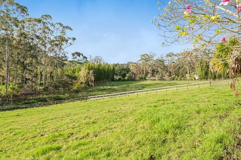 Photo of property in 11 Pineview Lane, Helensville, 0875