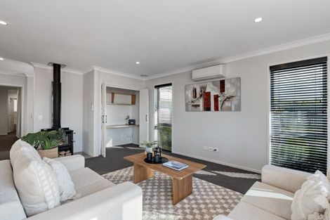 Photo of property in 55 Athenree Road, Athenree, Katikati, 3177