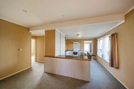 Photo of property in 124 Miranda Street, Stratford, 4332