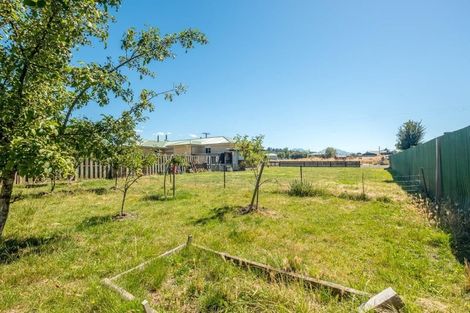 Photo of property in 10 Lowry Street, Waiau, 7332