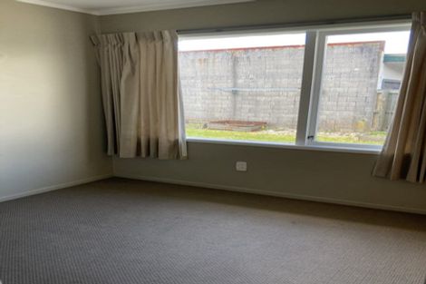 Photo of property in 11 Thackeray Place, Owhata, Rotorua, 3010