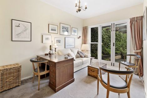 Photo of property in 9 Cluny Avenue, Kelburn, Wellington, 6012