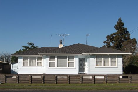 Photo of property in 155 Clevedon Road, Papakura, 2110