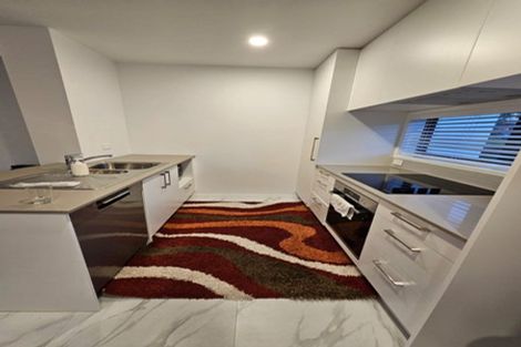 Photo of property in 2/3 Fairdale Place, Birkdale, Auckland, 0626