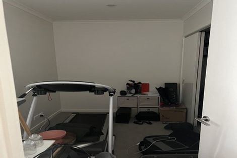 Photo of property in 2/2 Warrant Officer Lane, Hobsonville, Auckland, 0616
