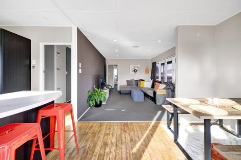 Photo of property in 6 Pacey Avenue, Hawera, 4610