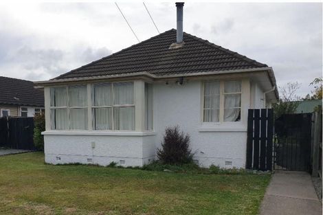 Photo of property in 46 Lambeth Crescent, Redwood, Christchurch, 8051