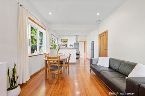 Photo of property in 121 Onslow Road, Khandallah, Wellington, 6035