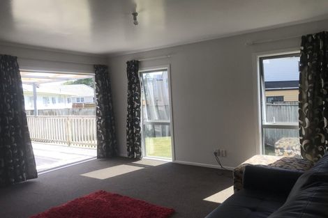Photo of property in 17a Eastburn Street, Papakura, 2110