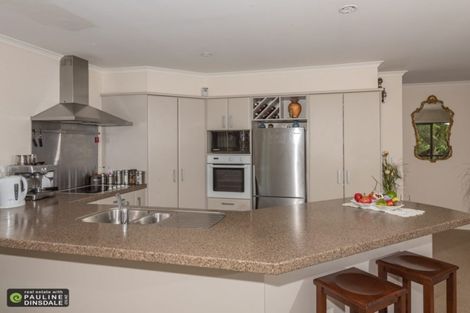 Photo of property in 12 Oakwood Rise, Ngararatunua, Whangarei, 0176