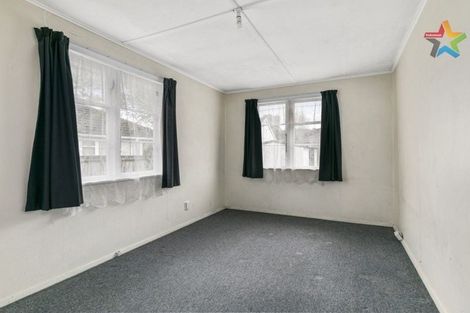 Photo of property in 1/1159 High Street, Taita, Lower Hutt, 5011
