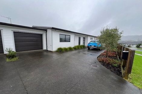 Photo of property in 4 Hooton Drive, Kumeu, 0810