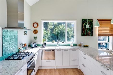 Photo of property in 18 Lucknow Terrace, Hospital Hill, Napier, 4110