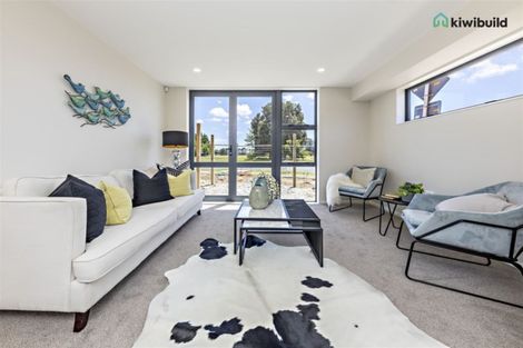 Photo of property in 81 Walsh Road, Papakura, 2110