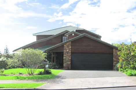 Photo of property in 5 Esther Place, Red Beach, 0932