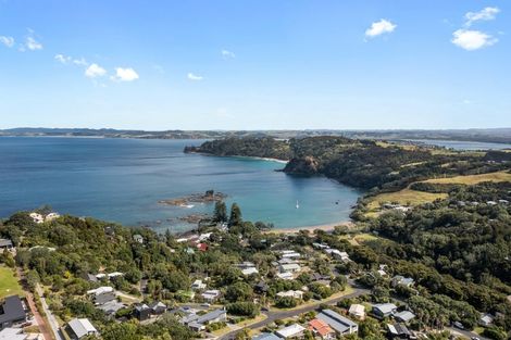 Photo of property in 4 Hillside Crescent, Leigh, 0985