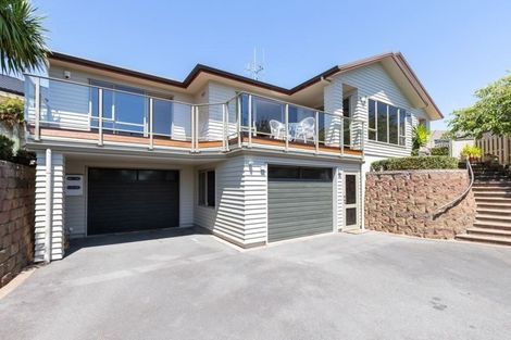 Photo of property in 22 Waipuna Place, Rototuna, Hamilton, 3210