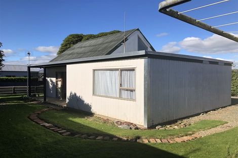 Photo of property in 21a Cadman Street, Dannevirke, 4930