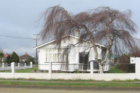 Photo of property in 74 Ferry Road, Edendale, 9825