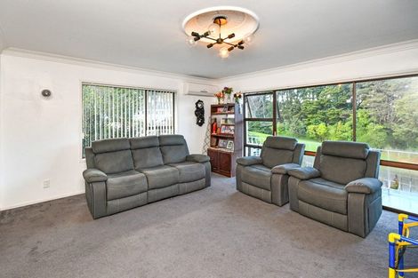 Photo of property in 24 Eugenia Rise, Totara Heights, Auckland, 2105