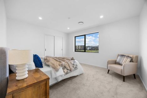 Photo of property in 3 Tinaku Road, Flat Bush, Auckland, 2019