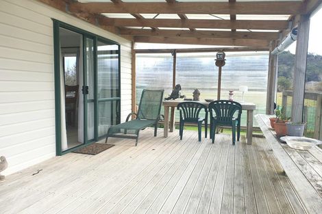 Photo of property in 6 Allman Drive, Coromandel, 3506