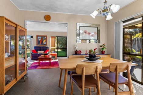 Photo of property in 19a Litchfield Place, Clarks Beach, 2122