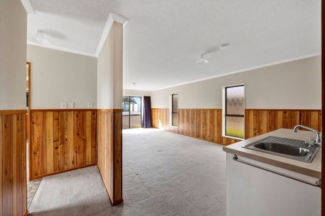 Photo of property in 14 Pohutukawa Drive, Opunake, 4616