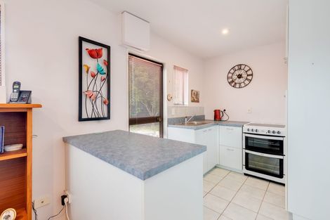 Photo of property in 2/48 Mcfaddens Road, St Albans, Christchurch, 8052