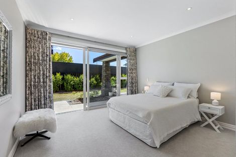 Photo of property in 8a Jelas Drive, Riverhead, 0820