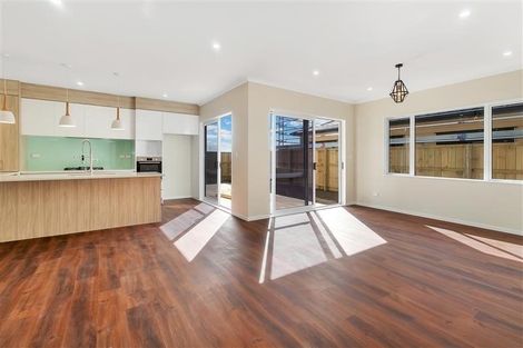 Photo of property in 4 Castlepoint Avenue, Takanini, 2110