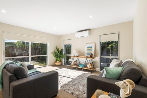 Photo of property in 43a Eastburn Street, Papakura, 2110