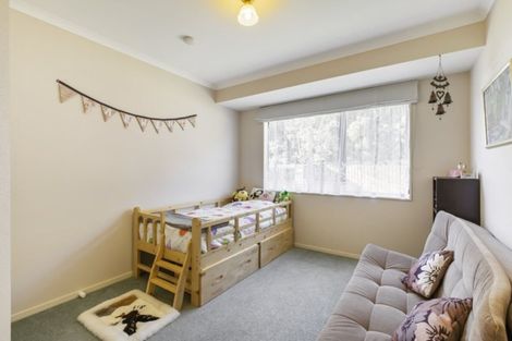 Photo of property in 2 Awaroa Stream Drive, Waiuku, 2123