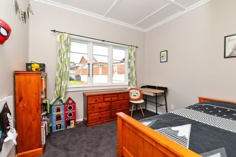 Photo of property in 587 Bank Street, Te Awamutu, 3800