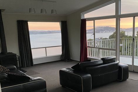 Photo of property in 70 Homebush Road, Khandallah, Wellington, 6035