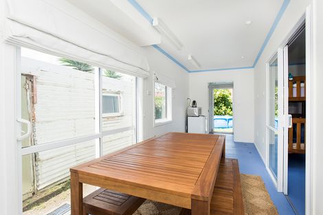 Photo of property in 92 Awapuni Road, Awapuni, Gisborne, 4010