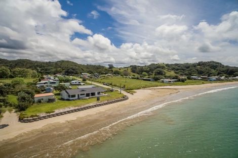 Photo of property in 1 Taiwa Road, Oakura, Hikurangi, 0184